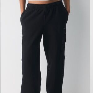 MEGA CARGO SIZE SMALL BLACK BRAND NEW W TAGS